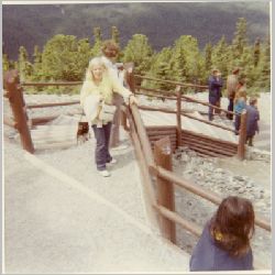p096.jpg